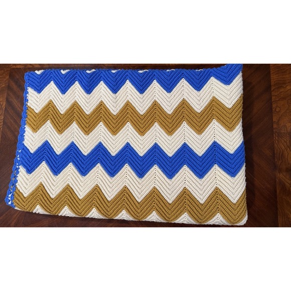 Vintage Chevron Knit Afghan Throw Blanket Blue Beige Brown‎ 84x64